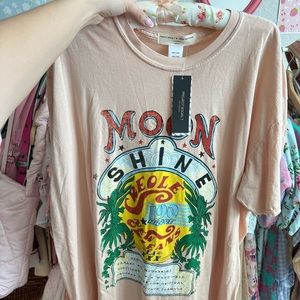 Urban Outfitters oversized tee - new - small